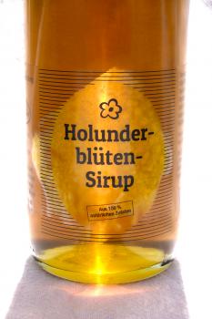 Holunderblütensirup